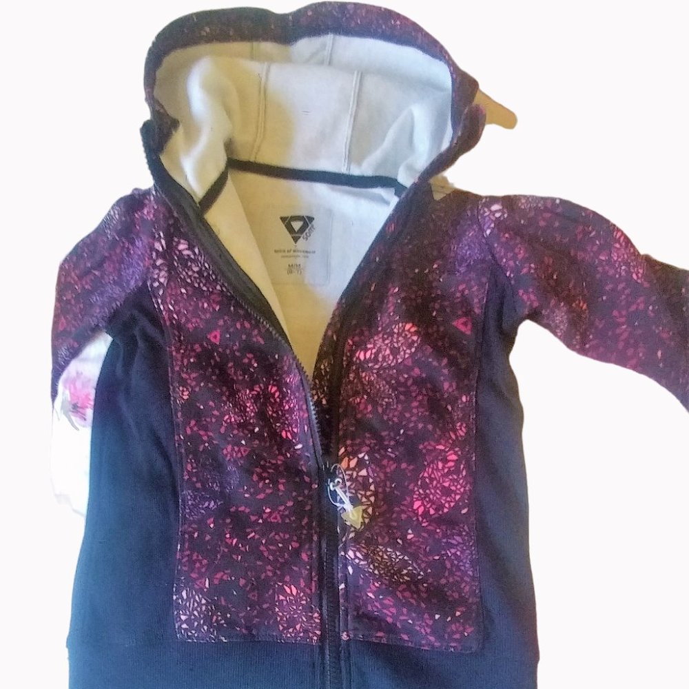 Unisex Kids Hoodie/Brand New